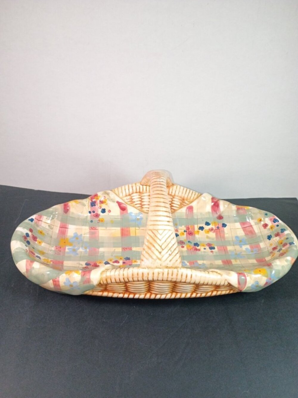 Majolica Wicker Italian Handcrafted Pottery Decor Centerpiece Fruit & Bread Tray